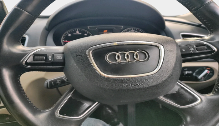 2017 Audi Q3 2.0 TDI PREMIUM, Diesel, Automatic, 1,47,635 km, interior
