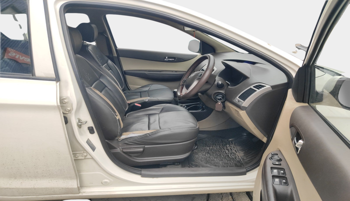 2012 Hyundai i20 SPORTZ 1.2, Petrol, Manual, 79,538 km, interior