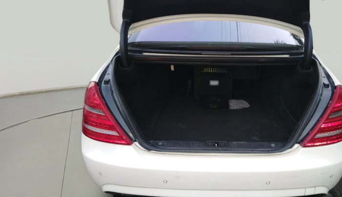 2011 Mercedes Benz S Class S350 CDI L V6, Diesel, Automatic, 1,22,261 km, exterior