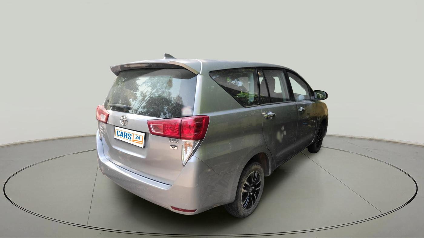 2021 Toyota Innova Crysta 2.4 VX 7 STR, Diesel, Manual, 80,104 km, exterior