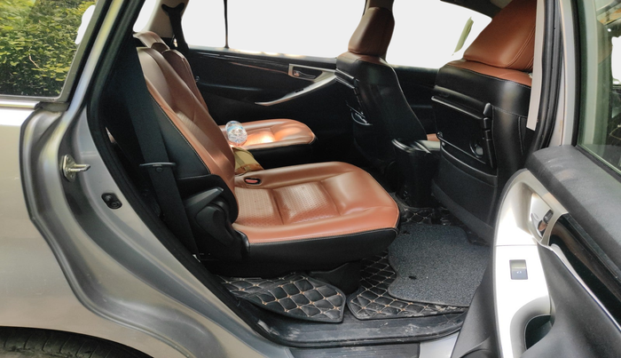 2021 Toyota Innova Crysta 2.4 VX 7 STR, Diesel, Manual, 80,104 km, interior
