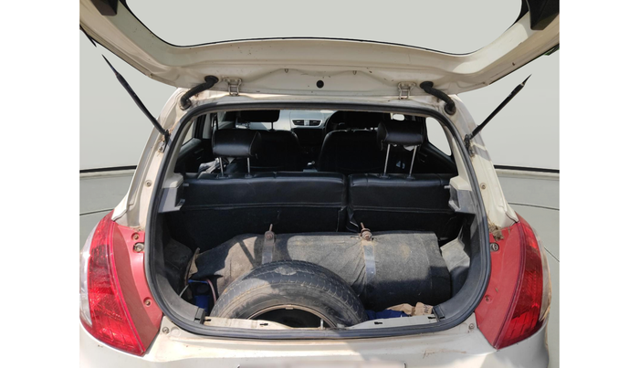 2015 Maruti Swift VXI, Petrol, Manual, 1,77,684 km, exterior