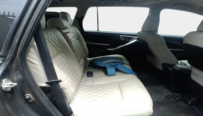 2016 Toyota Innova Crysta 2.4 VX 8 STR, Diesel, Manual, 1,49,830 km, interior