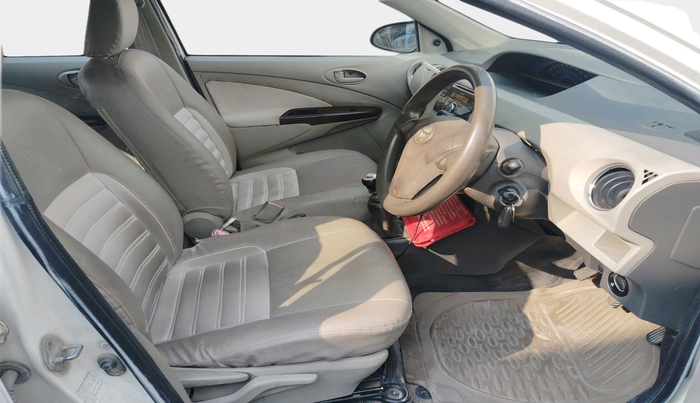 2013 Toyota Etios GD SP, Diesel, Manual, 1,59,607 km, interior