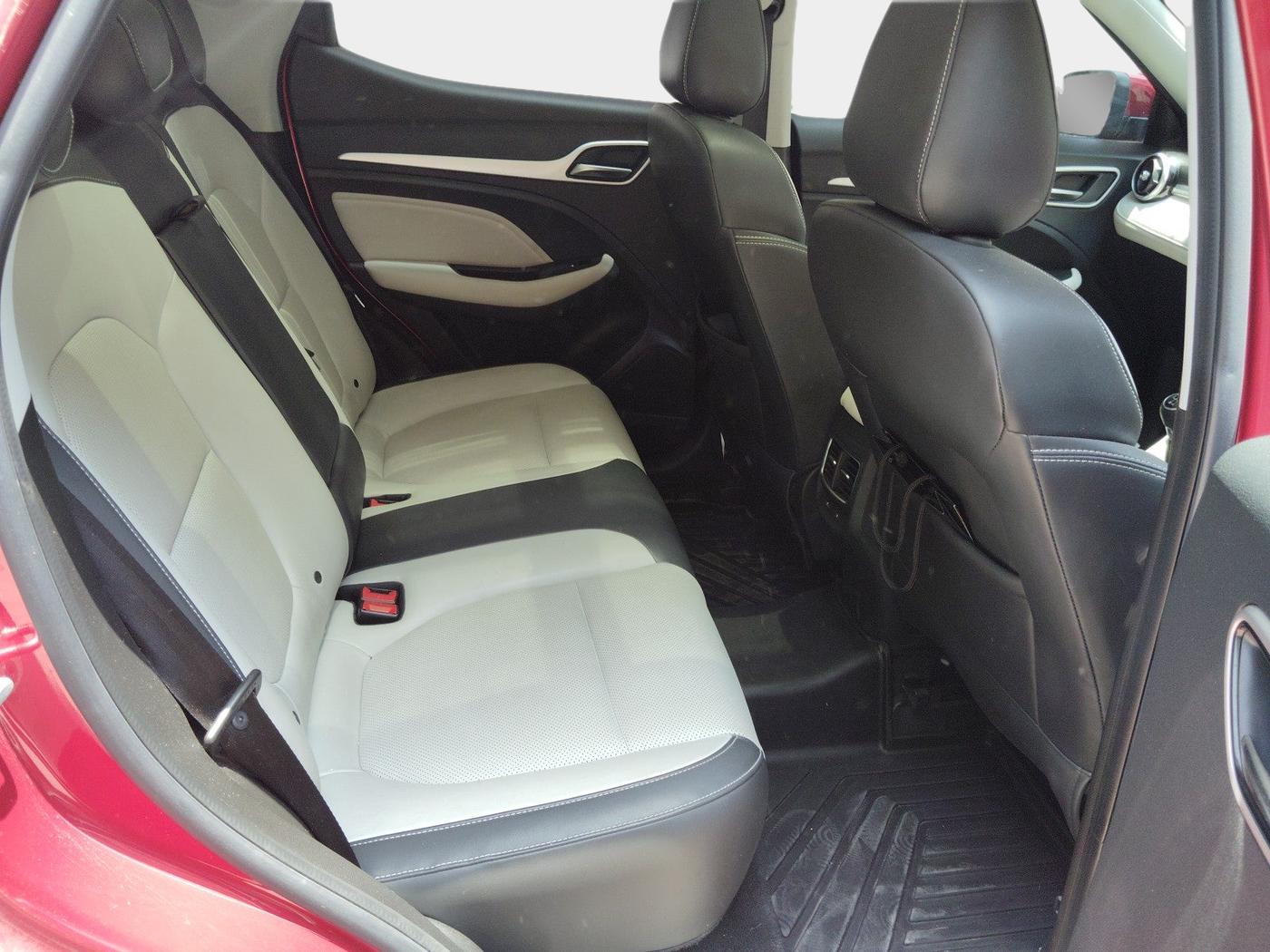 2022 MG ASTOR SHARP EX 1.5 MT, Petrol, Manual, 19,030 km, interior