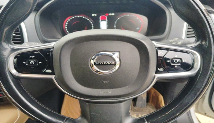 2017 Volvo XC 90 D5 Inscription, Diesel, Automatic, 1,18,067 km, interior