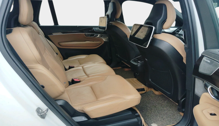 2017 Volvo XC 90 D5 Inscription, Diesel, Automatic, 1,18,067 km, interior