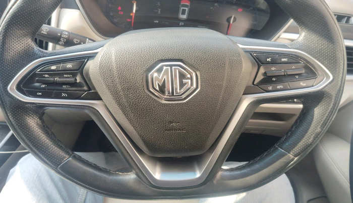 2022 MG HECTOR SHARP 1.5 PETROL CVT, Petrol, Automatic, 75,531 km, interior