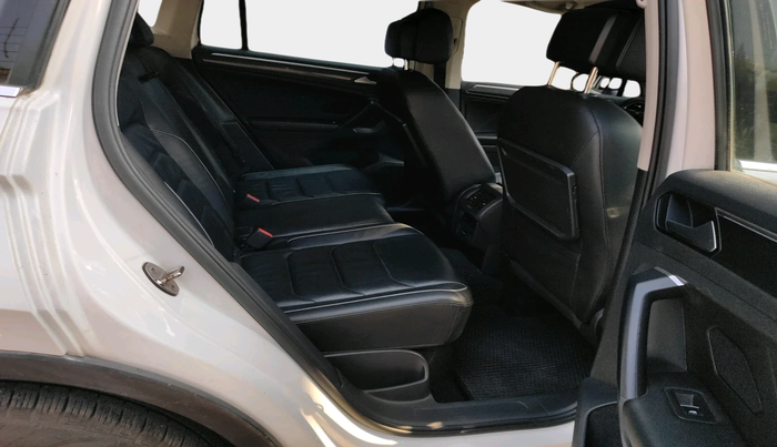 2019 Volkswagen TIGUAN HIGHLINE TDI AT, Diesel, Automatic, 1,49,104 km, interior
