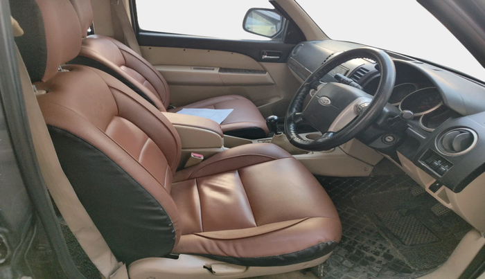 2011 Ford Endeavour 2.5L 4X2 MT, Diesel, Manual, 1,90,323 km, interior