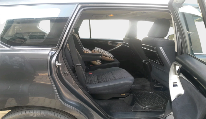 2018 Toyota Innova Crysta 2.4 VX 7 STR, Diesel, Manual, 1,45,935 km, interior