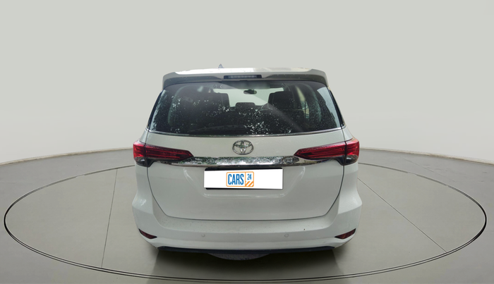 2017 Toyota Fortuner 2.8 4X2 AT, Diesel, Automatic, 1,50,197 km, exterior