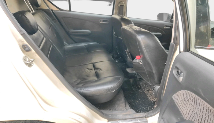 2013 Maruti Ritz VDI, Diesel, Manual, 1,43,869 km, interior
