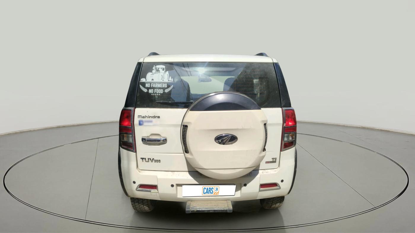 2016 Mahindra TUV300 T8 AMT, Diesel, Automatic, 1,13,801 km, exterior