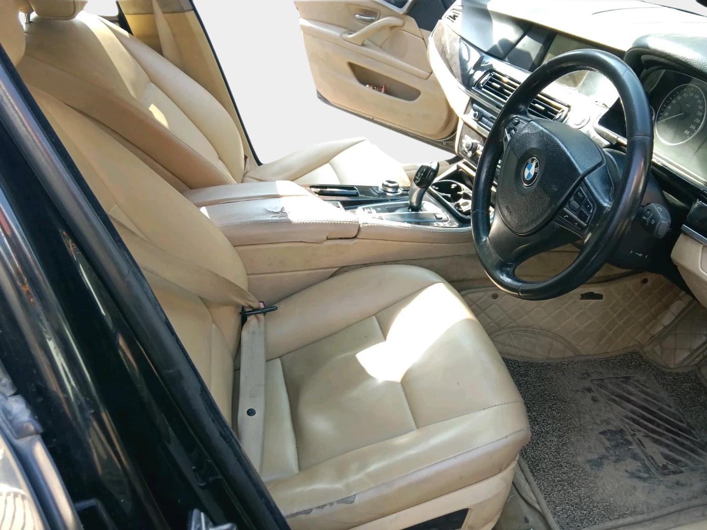 2011 BMW 5 Series 520D 2.0, Diesel, Automatic, 1,92,380 km, interior
