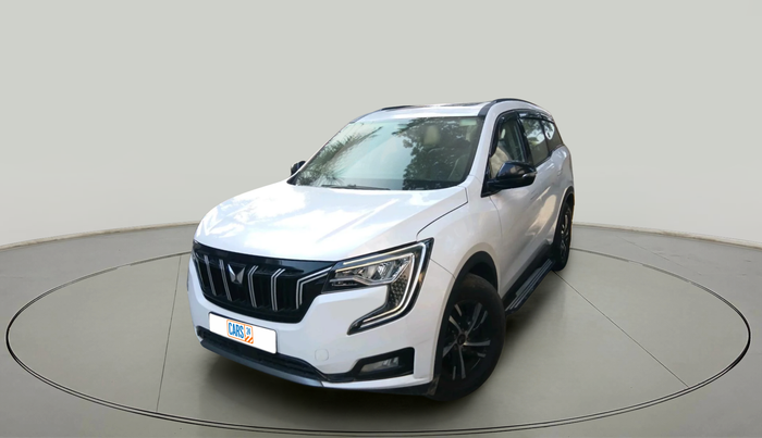 2022 Mahindra XUV700 AX 5 D MT 5 STR, Diesel, Manual, 68,617 km, exterior