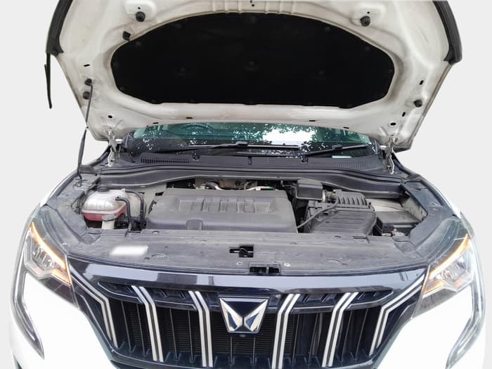2023 Mahindra XUV700 AX 7 LUXURY D AWD AT 7 STR, Diesel, Automatic, 49,748 km, exterior