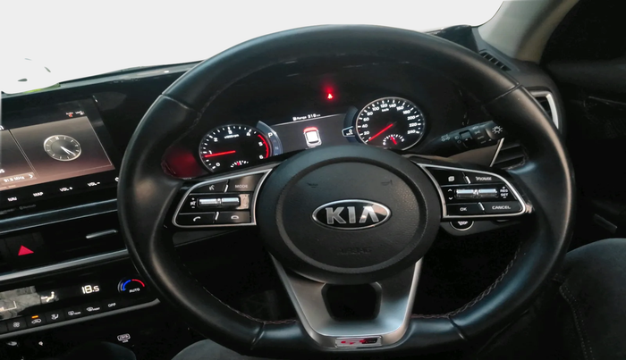 2021 KIA SELTOS GTX PLUS AT 1.5 DIESEL, Diesel, Automatic, 16,111 km, interior