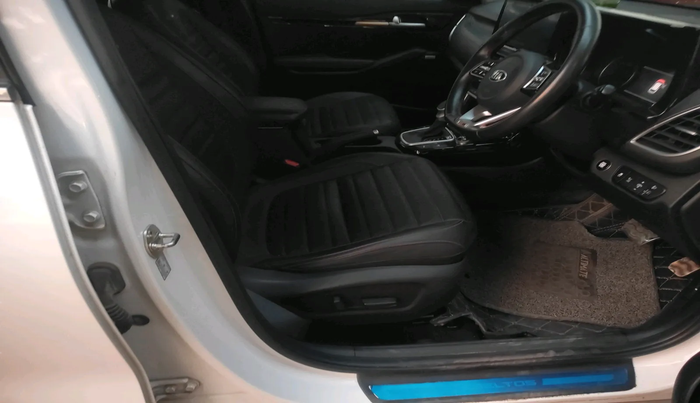 2021 KIA SELTOS GTX PLUS AT 1.5 DIESEL, Diesel, Automatic, 16,111 km, interior