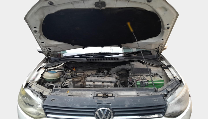2013 Volkswagen Polo HIGHLINE1.2L, Petrol, Manual, 1,16,711 km, exterior