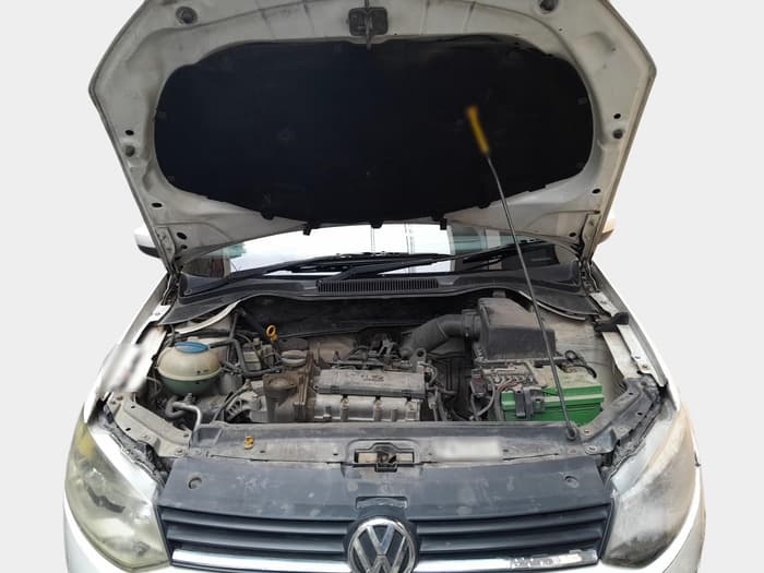 2013 Volkswagen Polo HIGHLINE1.2L, Petrol, Manual, 1,16,711 km, exterior