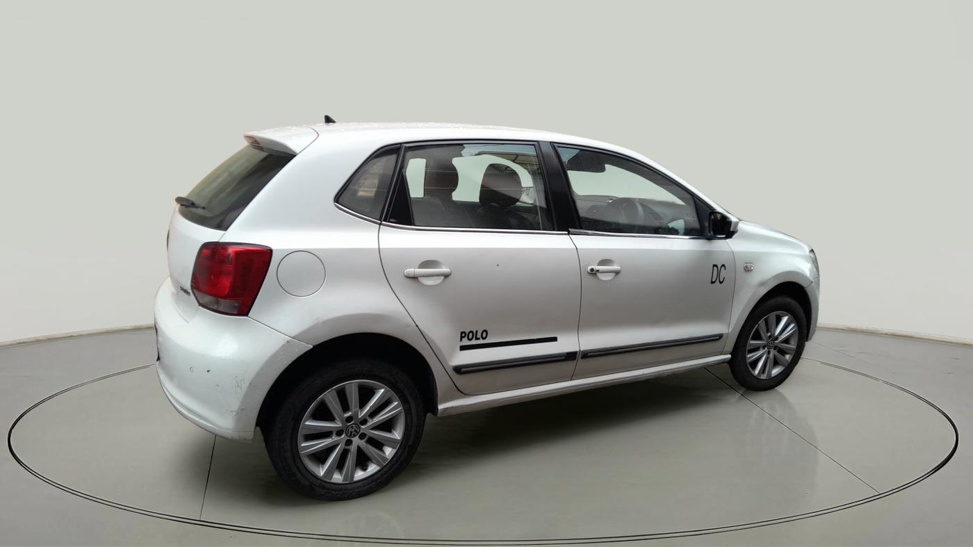 2013 Volkswagen Polo HIGHLINE1.2L, Petrol, Manual, 1,16,711 km, exterior