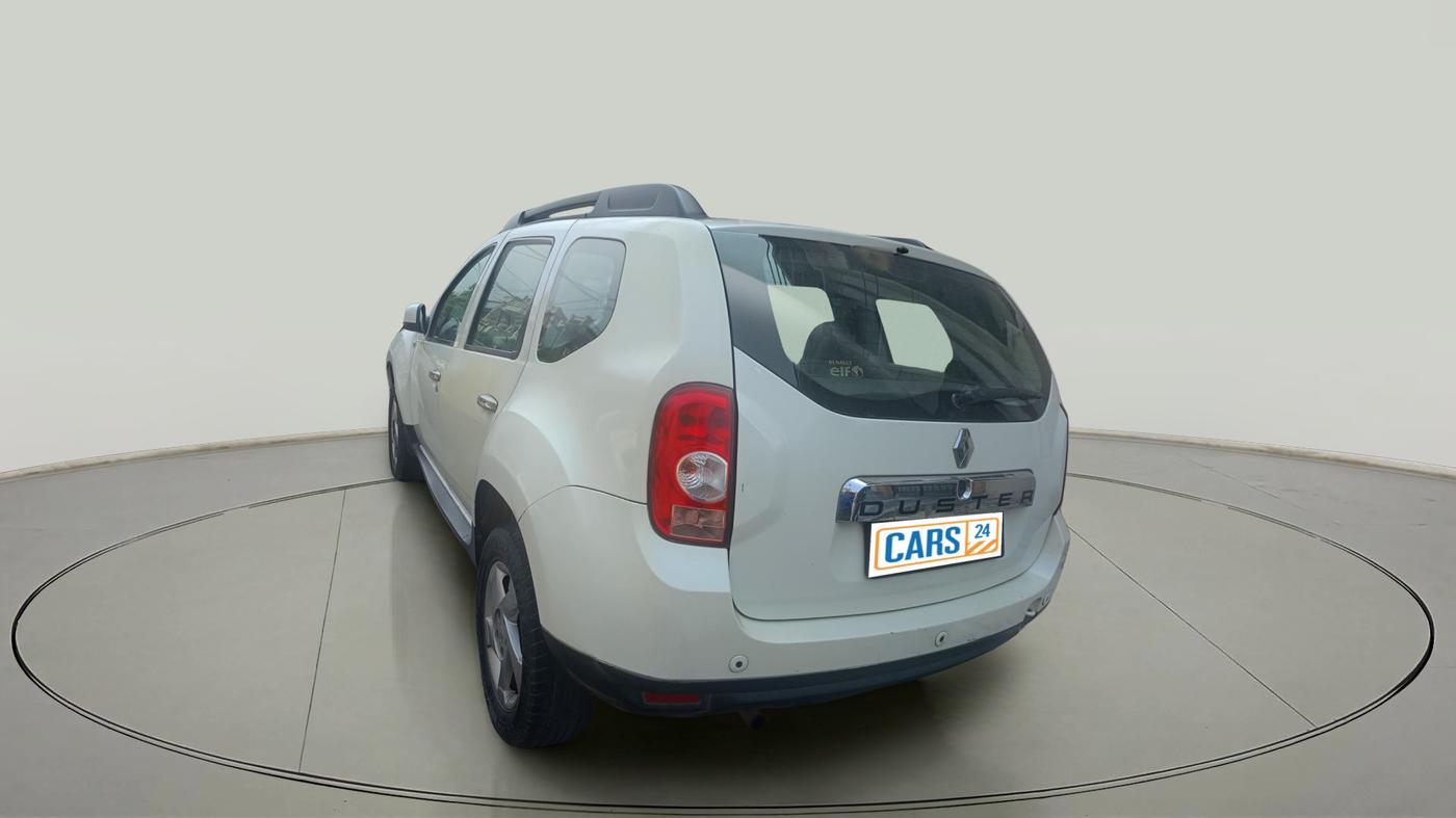2015 Renault Duster 85 PS RXL DIESEL (OPT), Diesel, Manual, 1,11,881 km, exterior