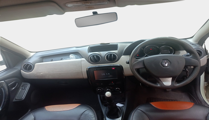2015 Renault Duster 85 PS RXL DIESEL (OPT), Diesel, Manual, 1,11,634 km, interior
