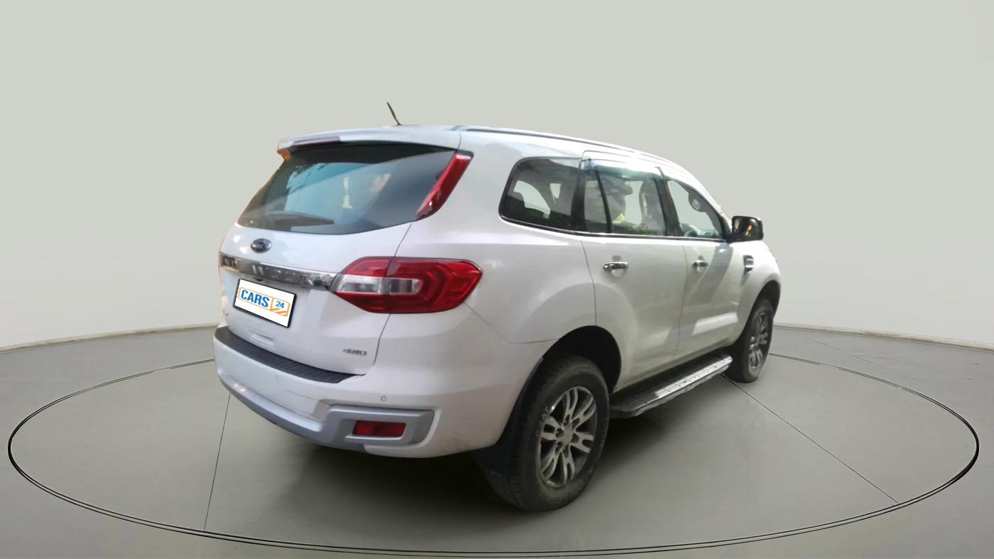2017 Ford Endeavour TITANIUM 3.2 4X4 AT, Diesel, Automatic, 1,21,000 km, exterior