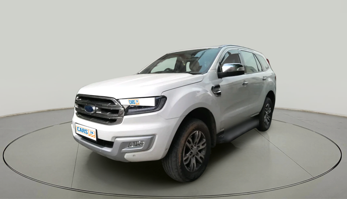 2017 Ford Endeavour TITANIUM 3.2 4X4 AT, Diesel, Automatic, 1,20,899 km, exterior