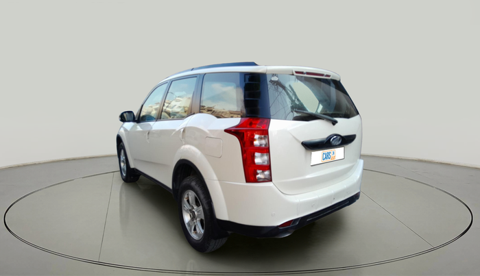 2015 Mahindra XUV500 W8, Diesel, Manual, 1,35,313 km, exterior