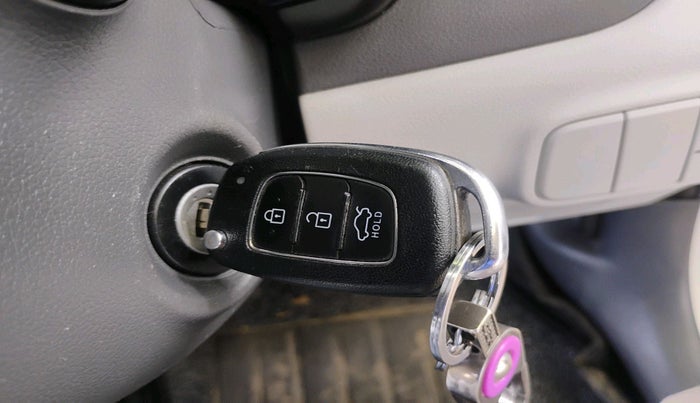 2022 Hyundai GRAND I10 NIOS SPORTZ 1.2 KAPPA VTVT, Petrol, Manual, 60,182 km, interior