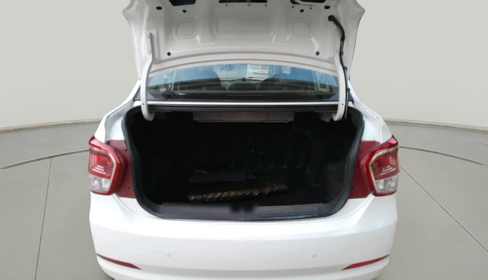 2014 Hyundai Xcent SX 1.2, Petrol, Manual, 1,23,325 km, exterior