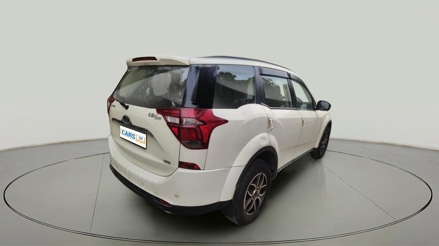 2018 Mahindra XUV500 W9, Diesel, Manual, 1,72,963 km, exterior