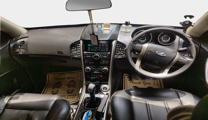 2018 Mahindra XUV500 W9, Diesel, Manual, 1,72,963 km, interior
