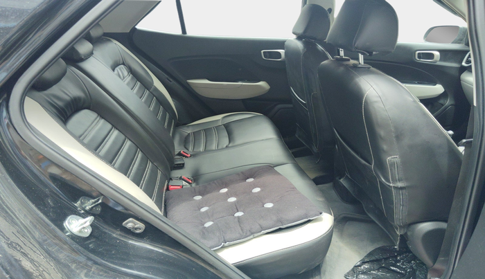 2024 Hyundai VENUE SX 1.2 PETROL, Petrol, Manual, 12,667 km, interior