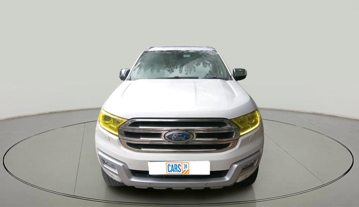 2017 Ford Endeavour TITANIUM 3.2 4X4 AT, Diesel, Automatic, 1,27,179 km, exterior