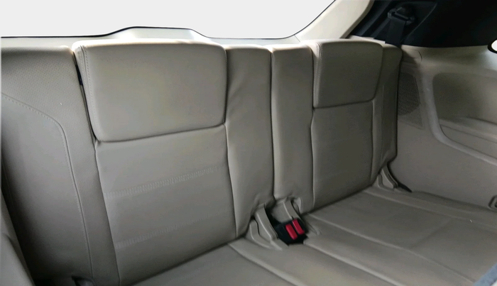 2017 Ford Endeavour TITANIUM 3.2 4X4 AT, Diesel, Automatic, 1,27,179 km, interior