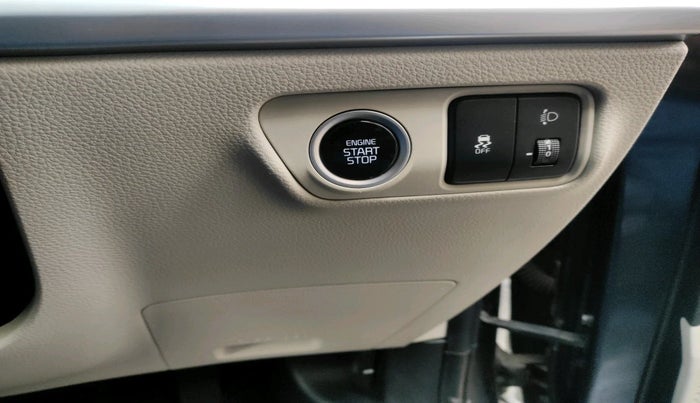 2022 KIA CARENS PRESTIGE PLUS 1.5 DIESEL 7 STR, Diesel, Manual, 1,42,792 km, interior