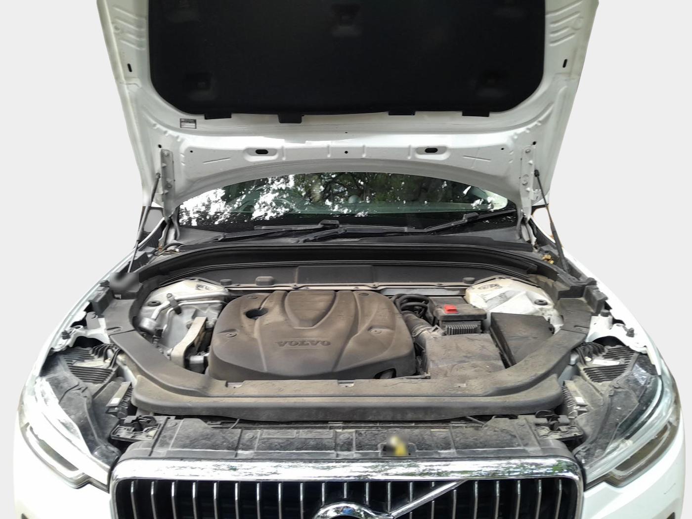 2018 Volvo XC 60 D5 INSCRIPTION, Diesel, Automatic, 1,02,000 km, exterior