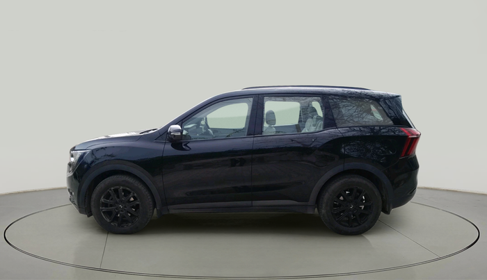 2024 Mahindra XUV700 AX 7 D AT 7 STR, Diesel, Automatic, 28,069 km, exterior