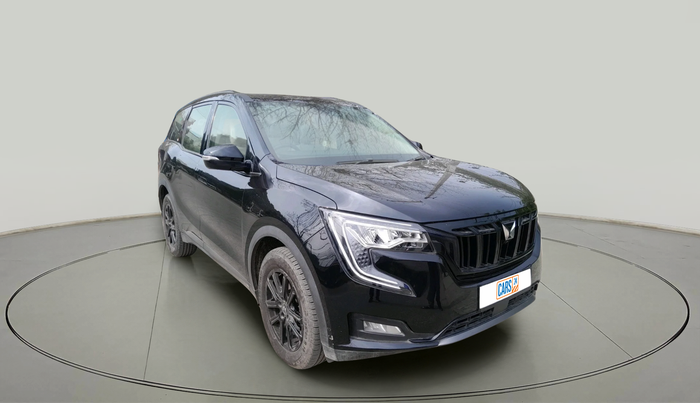2024 Mahindra XUV700 AX 7 D AT 7 STR, Diesel, Automatic, 28,069 km, exterior