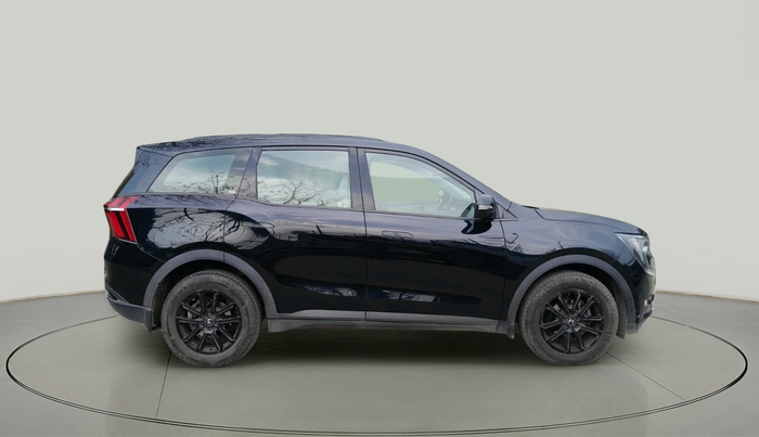 2024 Mahindra XUV700 AX 7 D AT 7 STR, Diesel, Automatic, 28,069 km, exterior