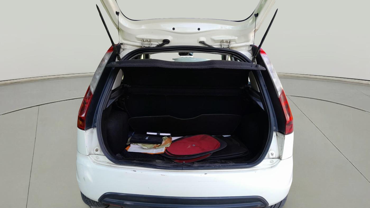 2011 Ford Figo ZXI 1.4 DIESEL, Diesel, Manual, 1,21,273 km, exterior