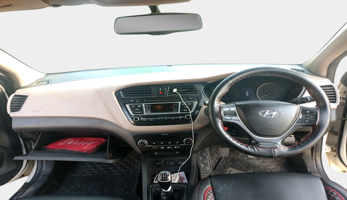 2015 Hyundai Elite i20 ASTA 1.4 CRDI, Diesel, Manual, 1,04,261 km, interior