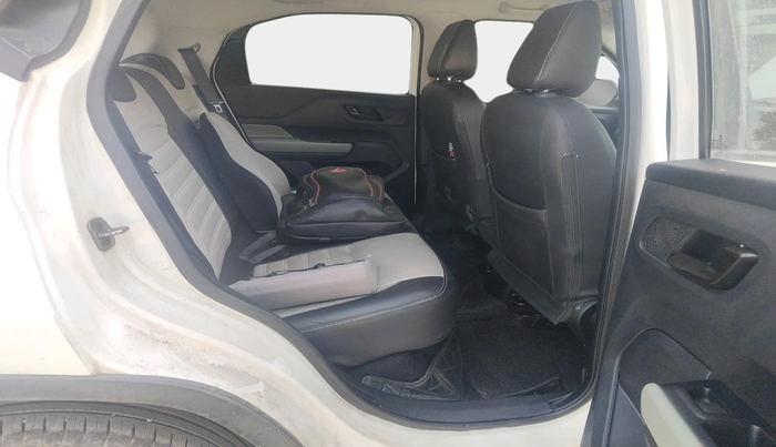 2022 Tata PUNCH ADVENTURE MT, Petrol, Manual, 85,000 km, interior