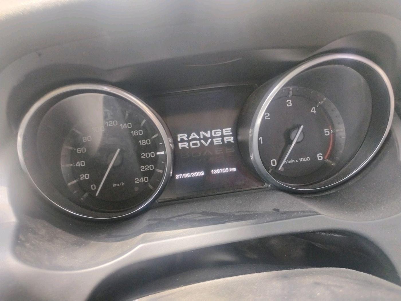 2013 Landrover Range Rover Evoque DYNAMIC SD4, Diesel, Automatic, 1,28,750 km, interior