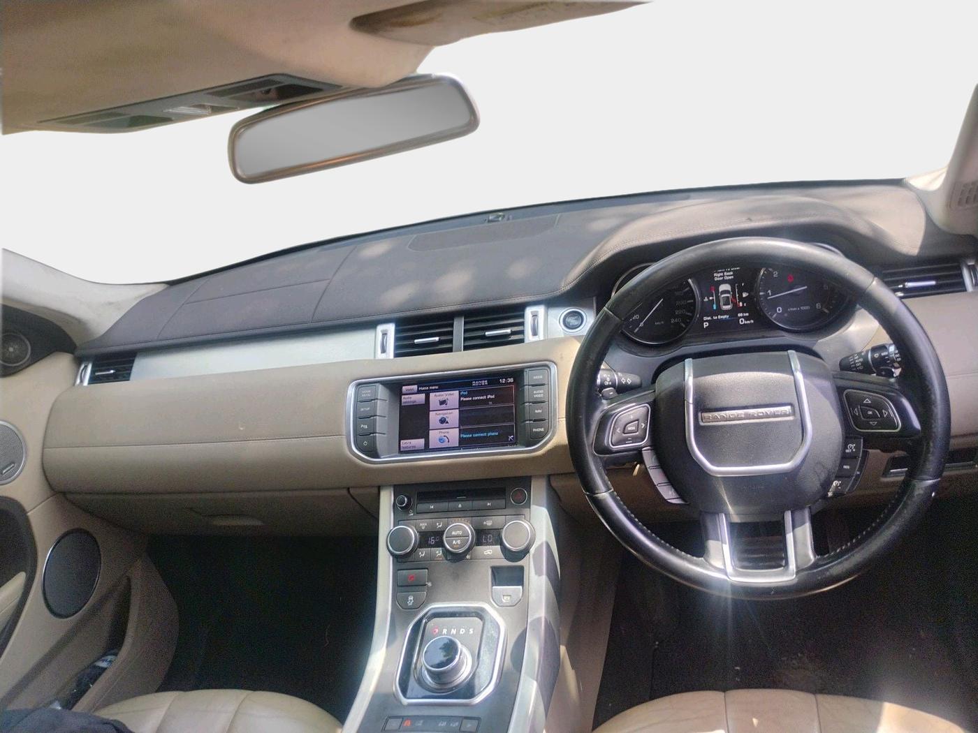 2013 Landrover Range Rover Evoque DYNAMIC SD4, Diesel, Automatic, 1,28,750 km, interior