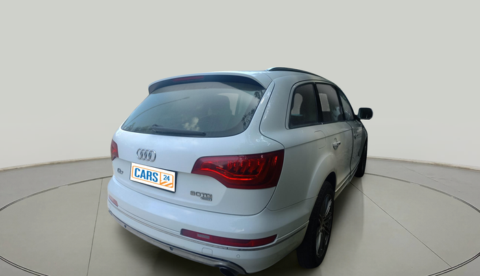 2011 Audi Q7 3.0 TDI QUATTRO, Diesel, Automatic, 1,90,662 km, exterior