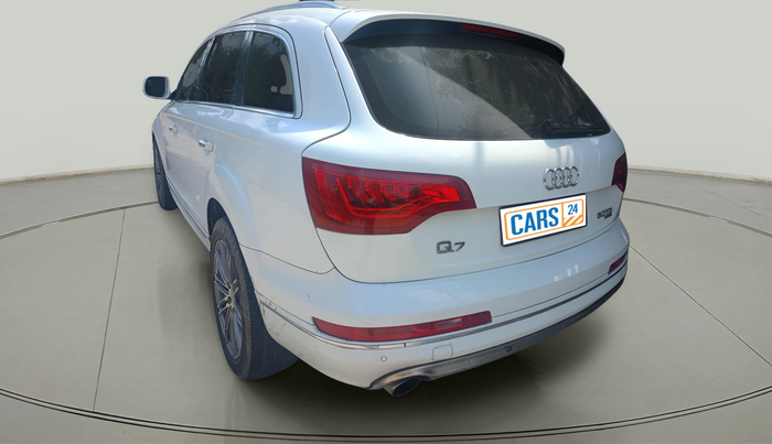 2011 Audi Q7 3.0 TDI QUATTRO, Diesel, Automatic, 1,90,662 km, exterior